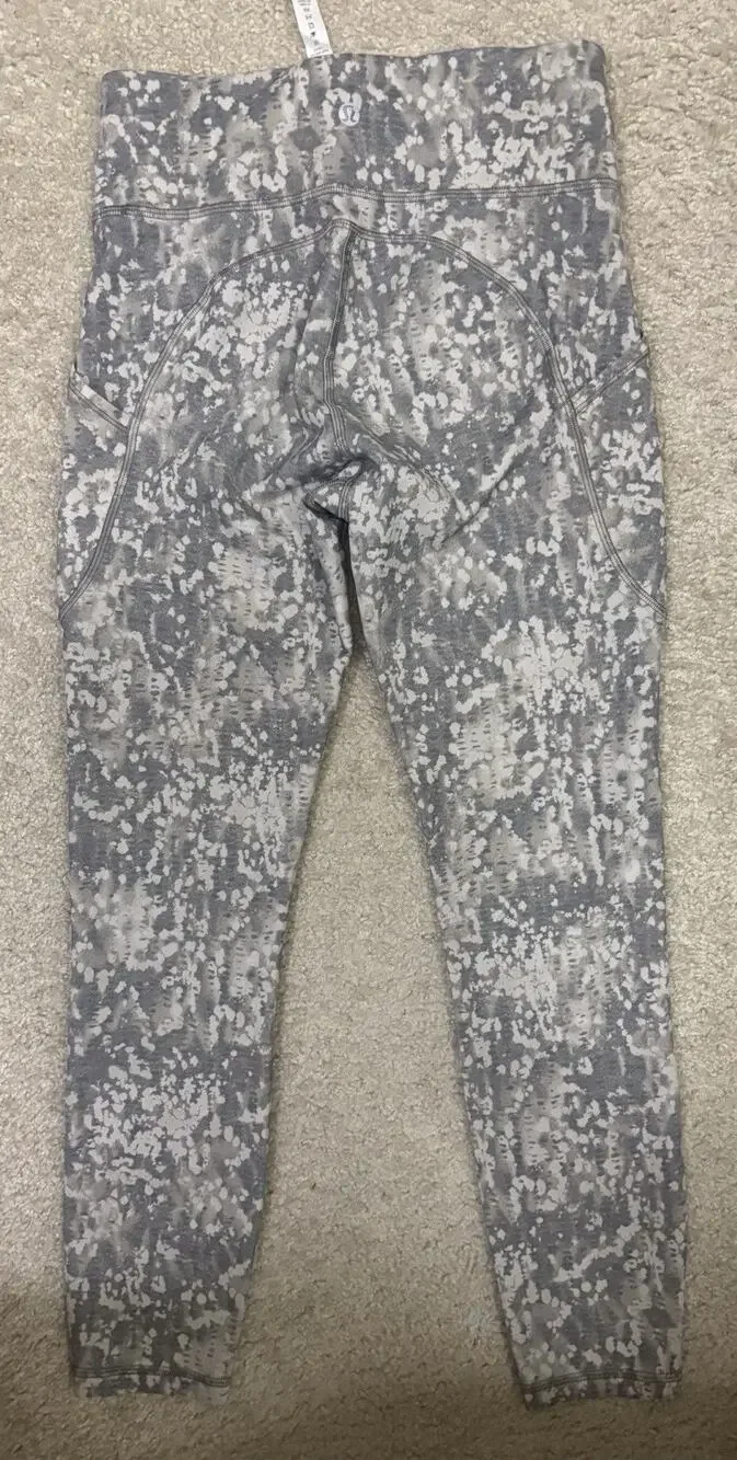 Lululemon Invigorate High-Rise Tight 25